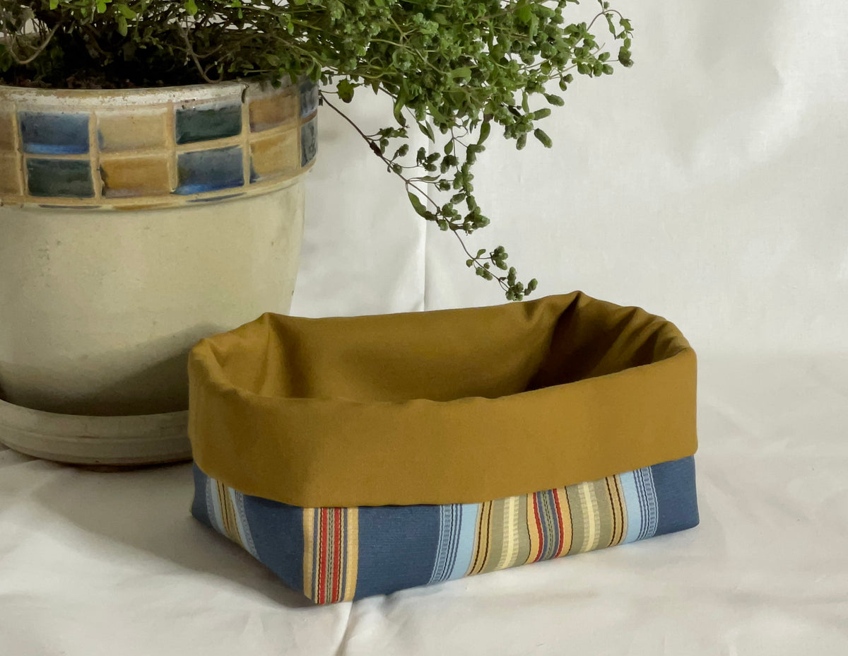 Panier de rangement en tissu récupéré